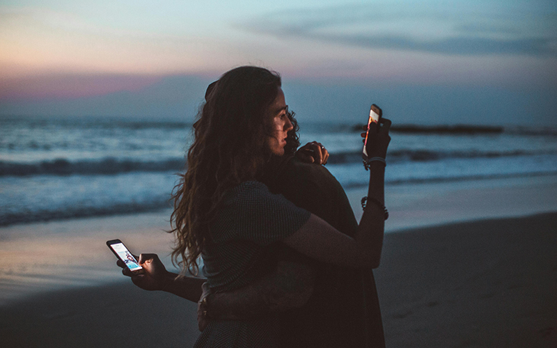 Ghosting Neden Bu Kadar Yaygınlaştı? Psikolojik Etkileri
